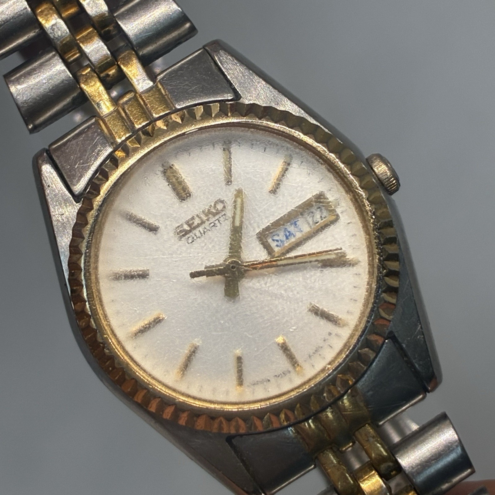 Seiko Watch Women 24mm White Dial Two Tone Daydate Round 7n830049 New Battery
